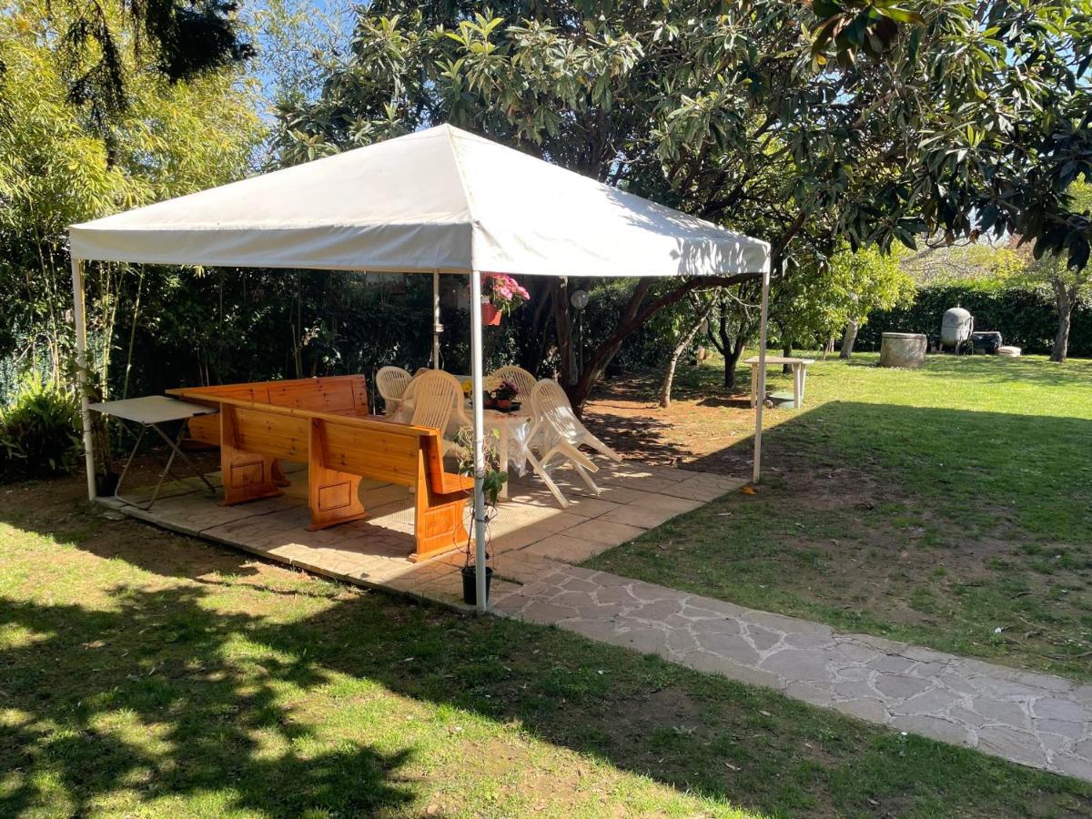 Appartamento In Villa Con Giardino Vicino Al Mare Bella Farnia Extérieur photo