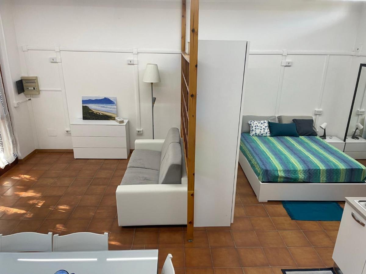 Appartamento In Villa Con Giardino Vicino Al Mare Bella Farnia Extérieur photo